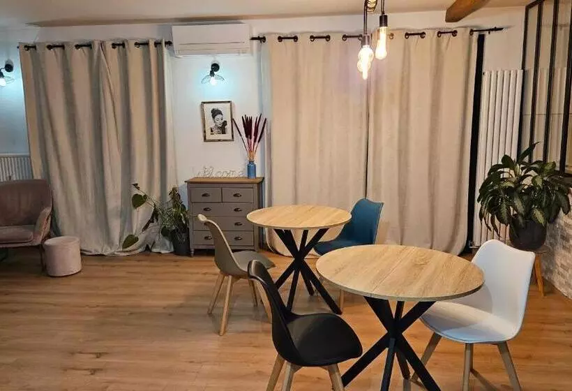 Majatalo Maison Des Voyageurs Cerise   Paris Orly