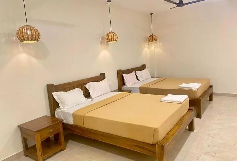 ペンション Serene Guest House