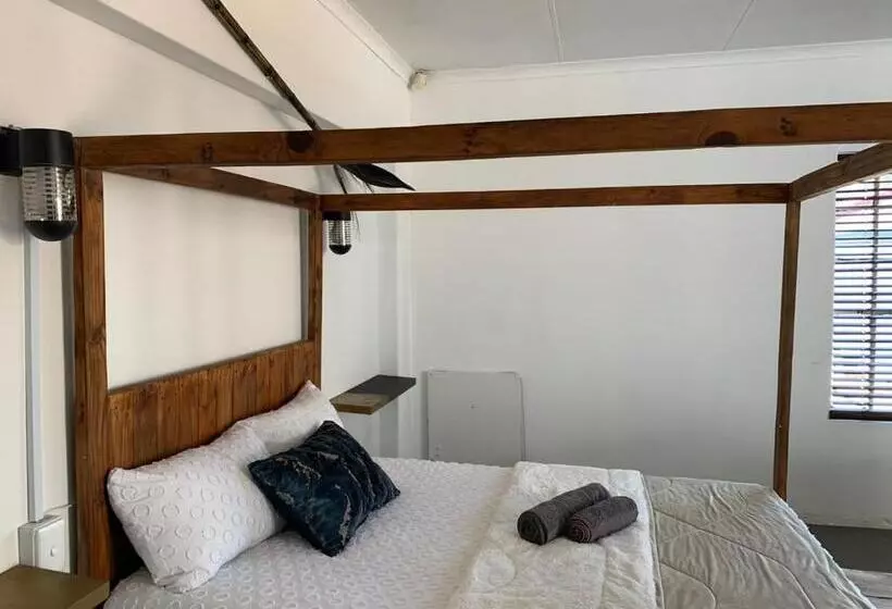 ペンション Tnb Guesthouse