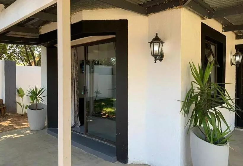 ペンション Tnb Guesthouse