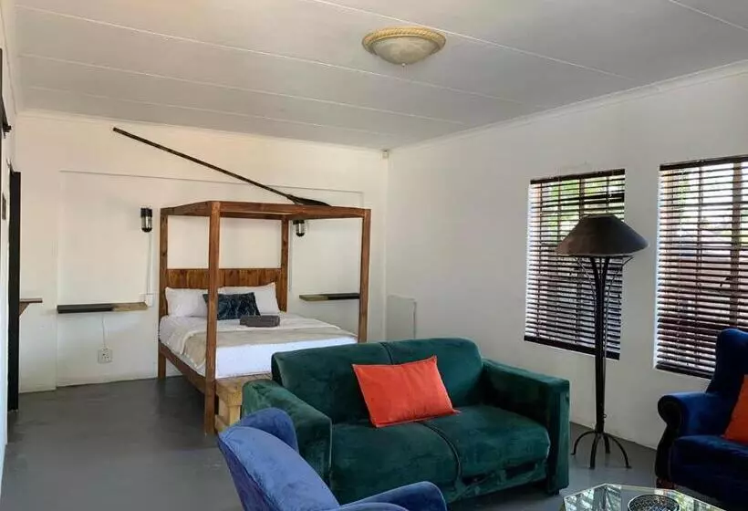 ペンション Tnb Guesthouse