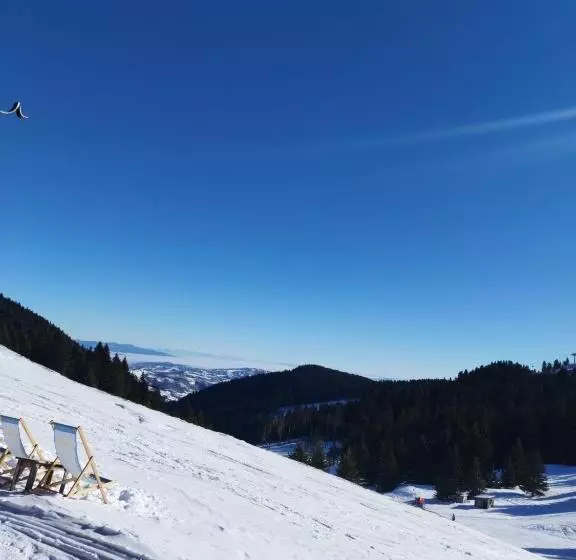 President Kop Apartman 106