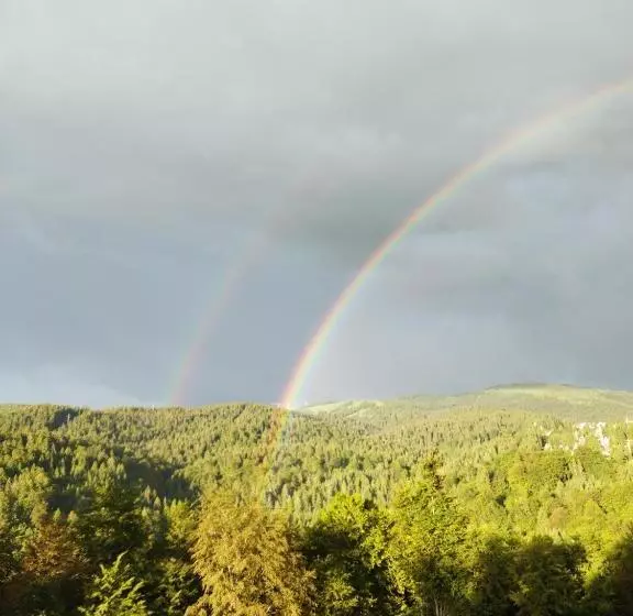 President Kop Apartman 106