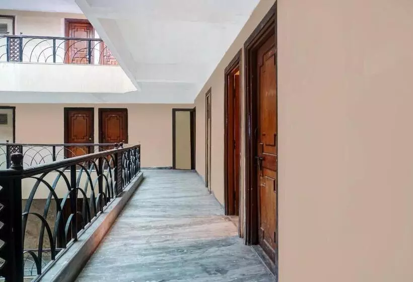 Spot On Hotel Akash Lodge