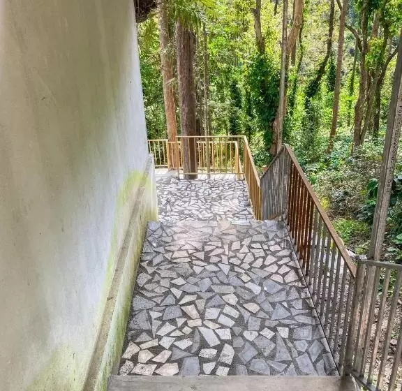 ユースホステル Enchanted Haven By Jadecaps Bbq Ac Coorg