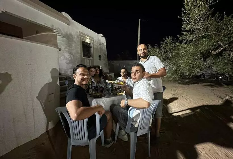 Retkeilymaja Wostel Djerba