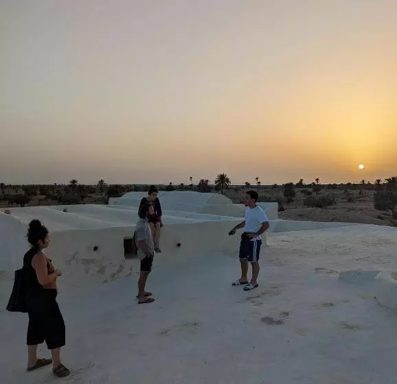 Retkeilymaja Wostel Djerba