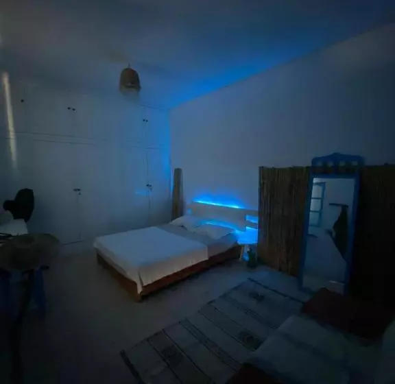 Retkeilymaja Wostel Djerba