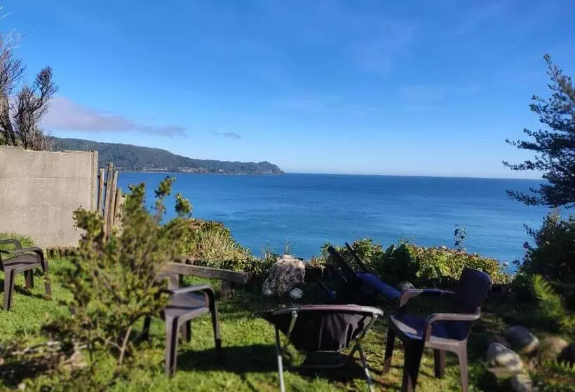 تختخواب و صبحانه Buenavida Hostel, Habitación Amplia Con Baño En Suite Y Vista Al Mar