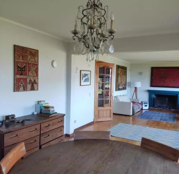 تختخواب و صبحانه Buenavida Hostel, Habitación Amplia Con Baño En Suite Y Vista Al Mar