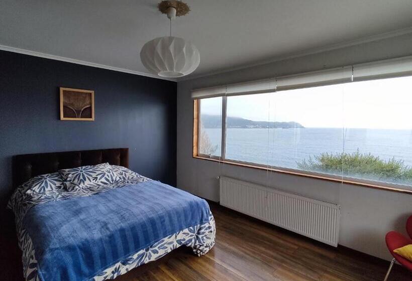 Bed & Breakfast Buenavida Hostel, Habitación Amplia Con Baño En Suite Y Vista Al Mar