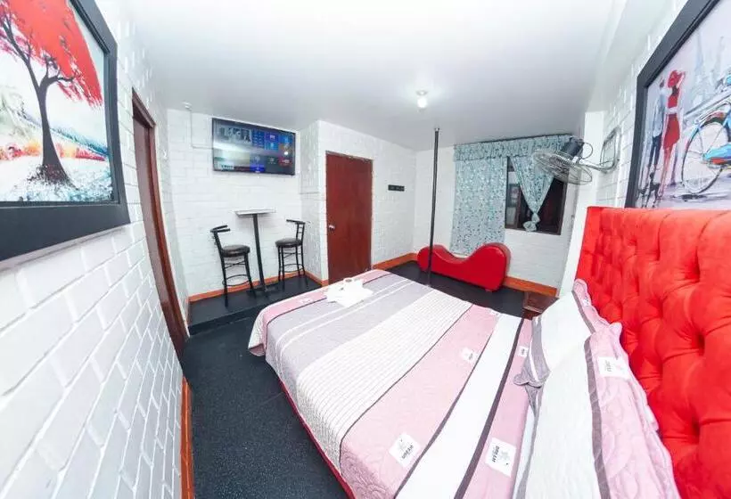 تختخواب و صبحانه Hostal Waya