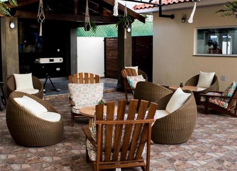 تختخواب و صبحانه Locanda Inn Place