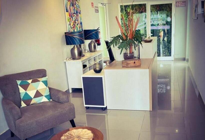 تختخواب و صبحانه Locanda Inn Place