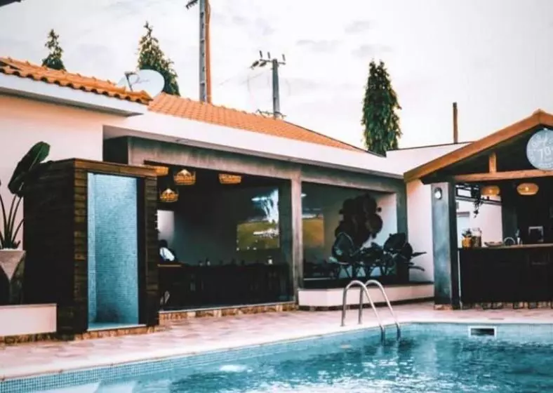 تختخواب و صبحانه Locanda Inn Place
