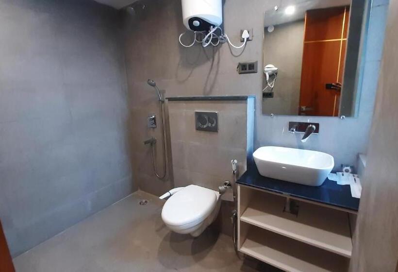 Отель Blest Park