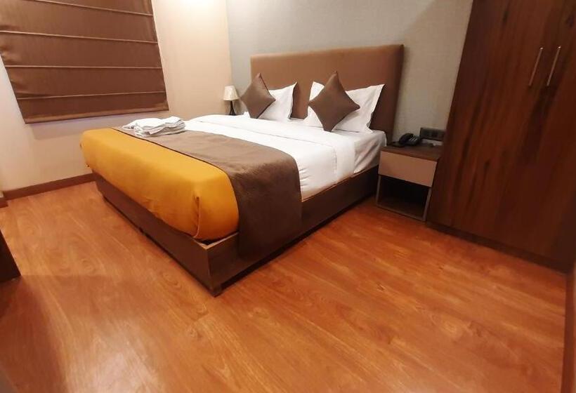 Отель Blest Park