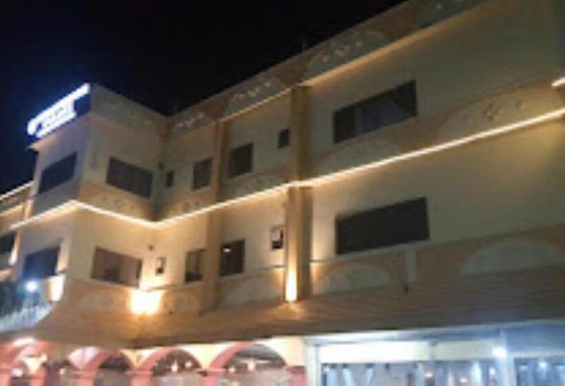 בית מלון כפרי Chhattisgarh Palace, Rajnandgaon