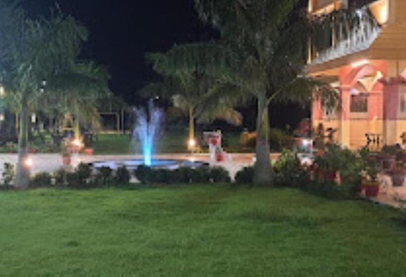 בית מלון כפרי Chhattisgarh Palace, Rajnandgaon