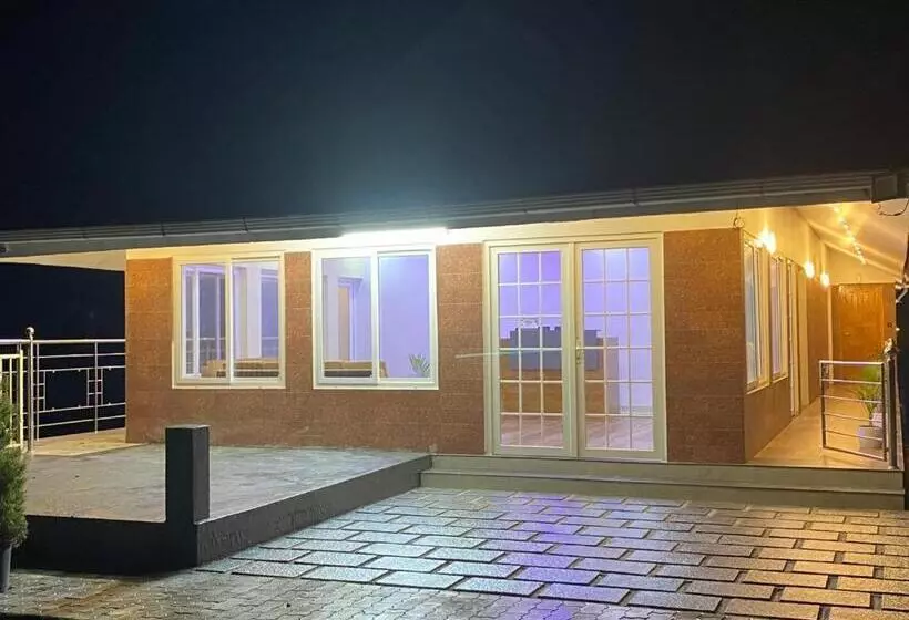 Hotelli Earth Lounge Resort