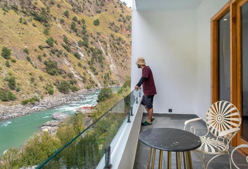 בית מלון כפרי Echor Palm Bliss Riverside Resort & Spa, Kasol