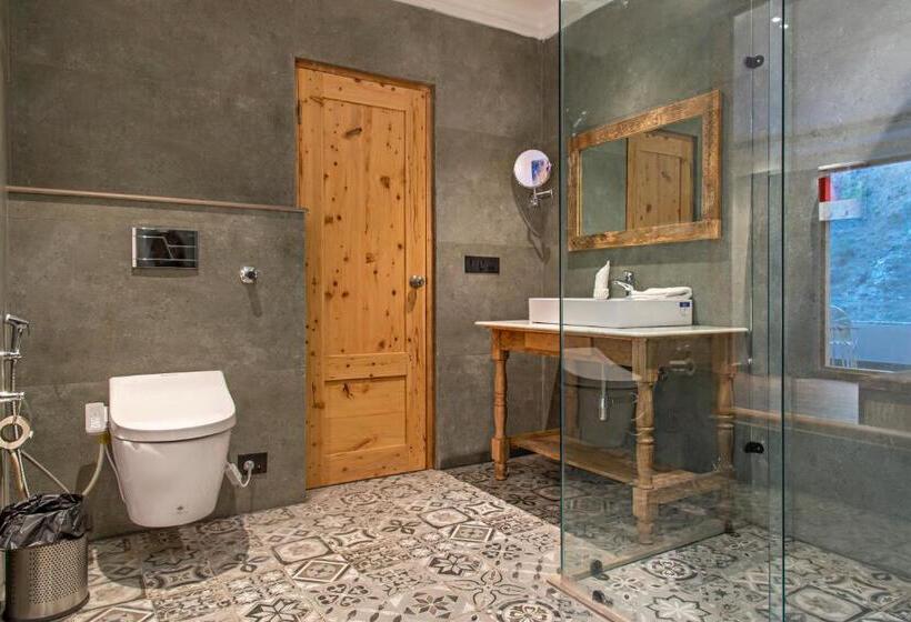 בית מלון כפרי Echor Palm Bliss Riverside Resort & Spa, Kasol