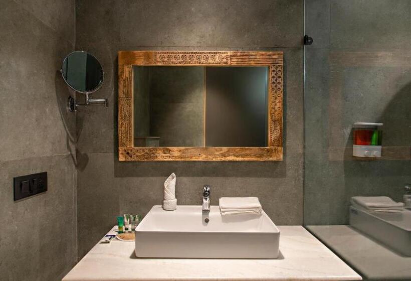 בית מלון כפרי Echor Palm Bliss Riverside Resort & Spa, Kasol