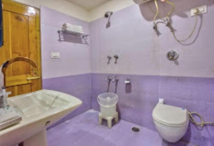 בית מלון כפרי Malabar,bhuntar