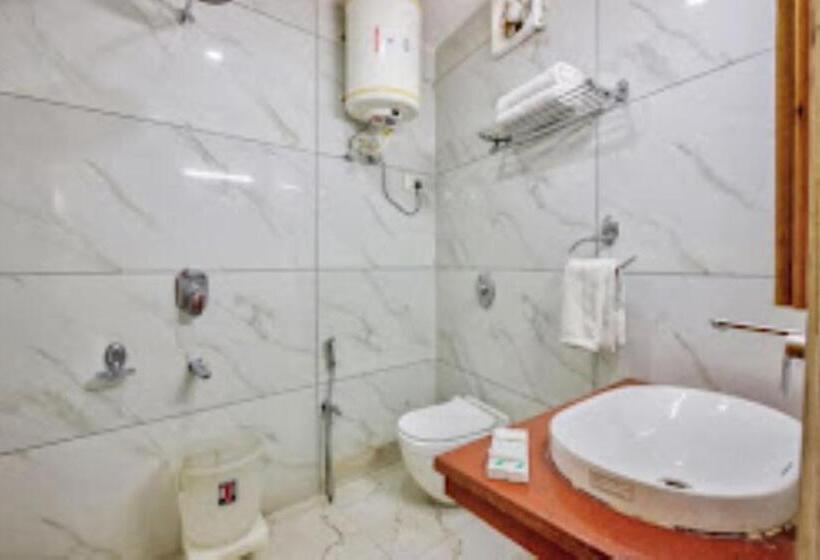 בית מלון כפרי Malabar,bhuntar