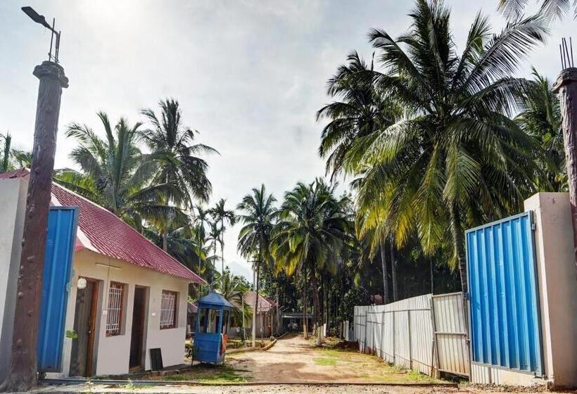 Hotel Oyo Flagship Classique Inn Farm Stay