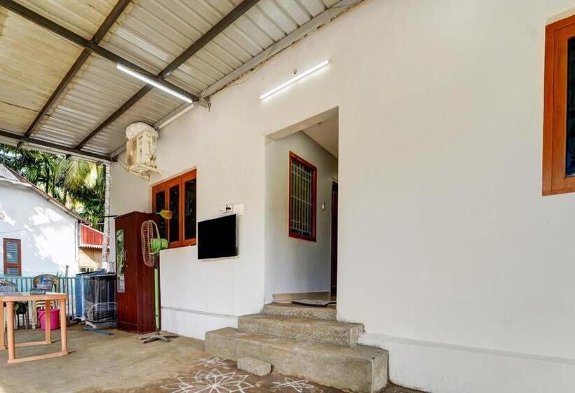 Hotel Oyo Flagship Classique Inn Farm Stay