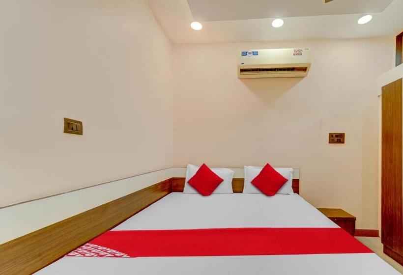 Hotel Oyo Flagship Relax Inn