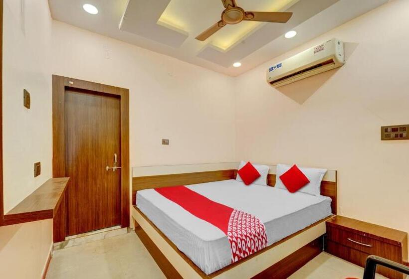 Hotel Oyo Flagship Relax Inn