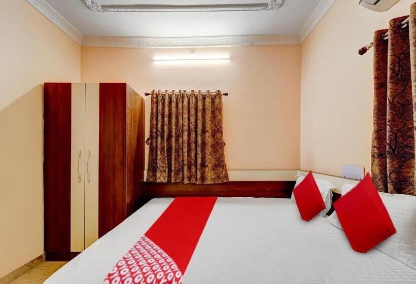 酒店 Oyo Flagship Relax Inn