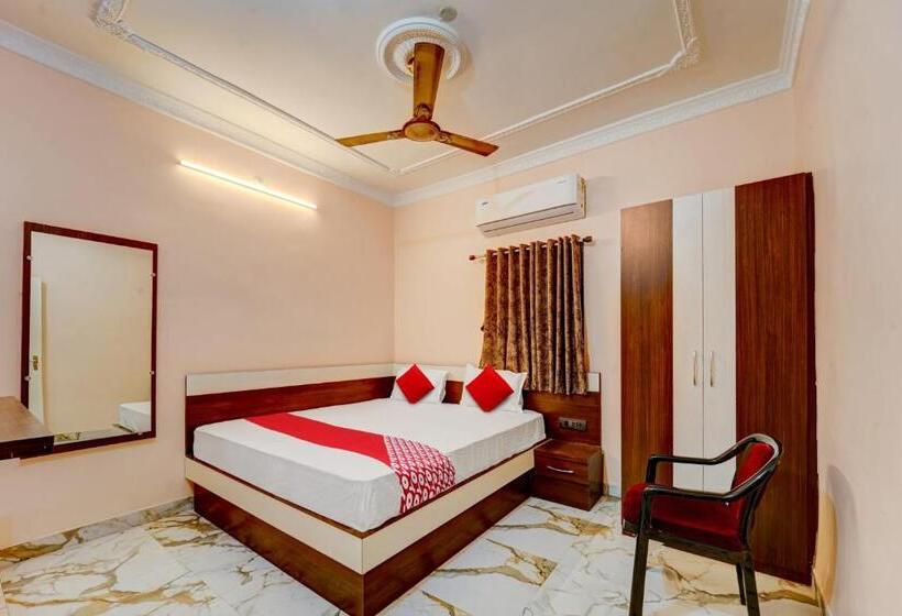 Hotel Oyo Flagship Relax Inn