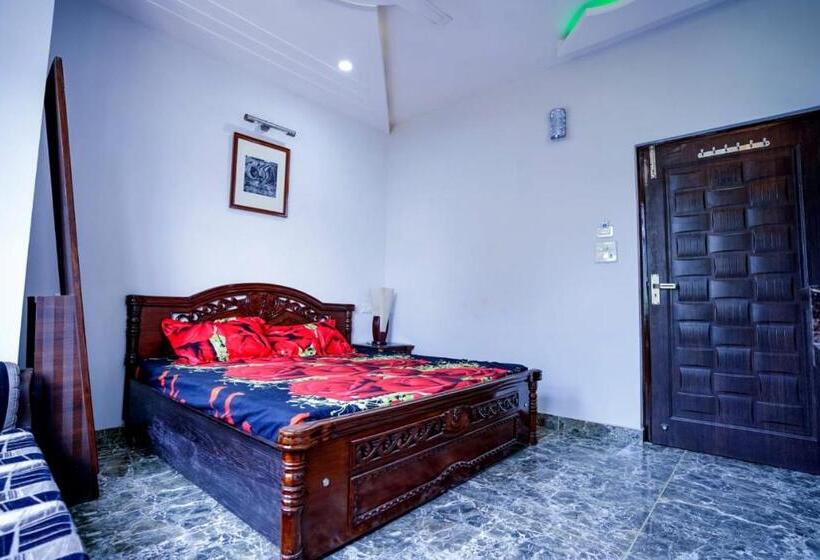 בית מלון כפרי Pacific Grand