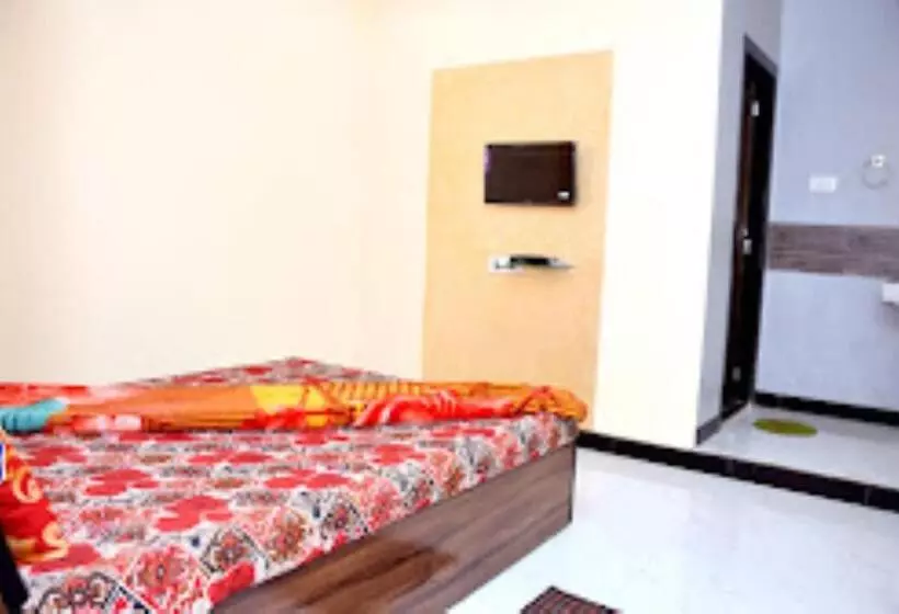 ホテル Prem Sagar, Balapur