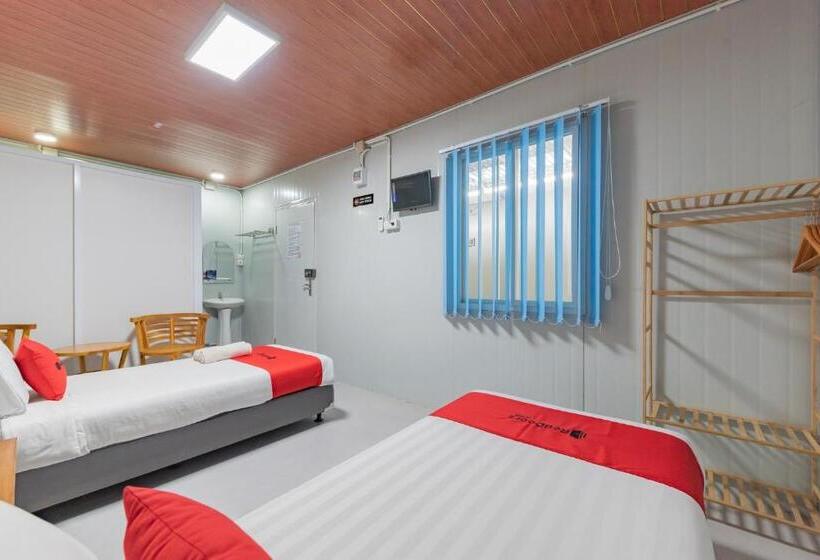 Szálloda Reddoorz Container @ Teras Cimanuk Garut
