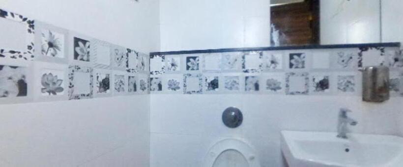 فندق Rich Palace, Jalgaon