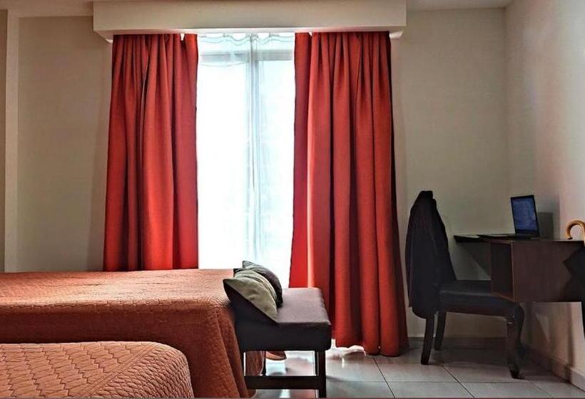 Отель Suites Coloniales