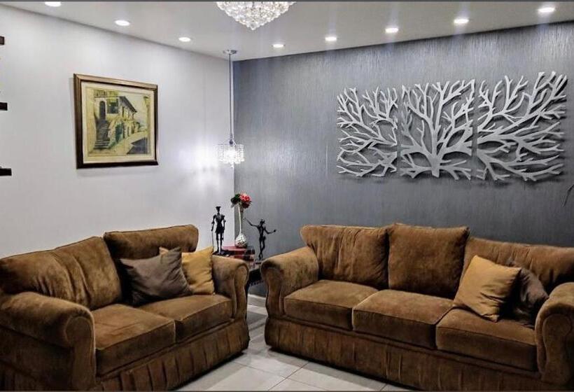 Отель Suites Coloniales