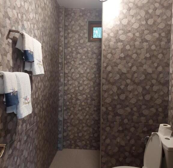 Otel Tung Na Pa Suan Farmstay