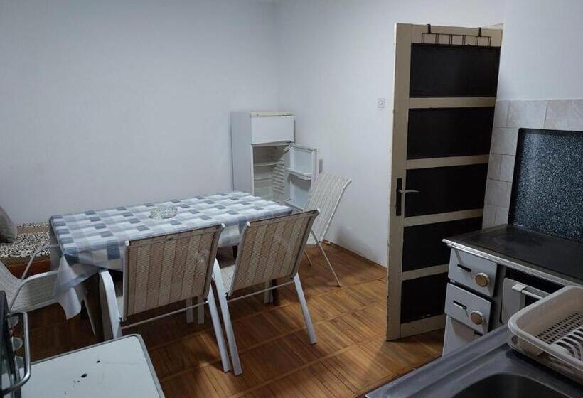 پانسیون Andjela Apartman