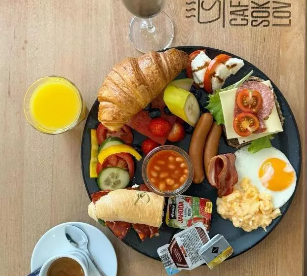 Majatalo Cafe Sokolove