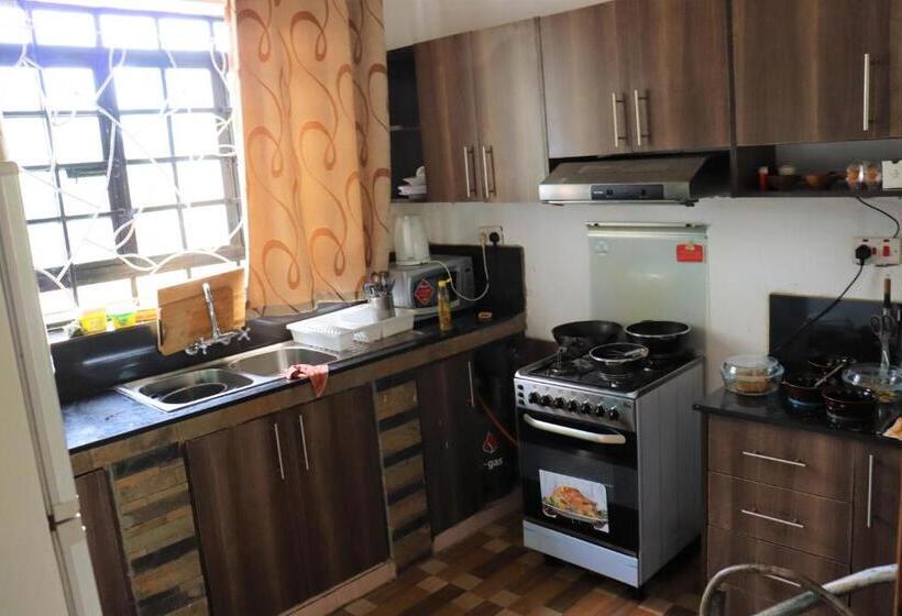 پانسیون Saba Holiday Homes