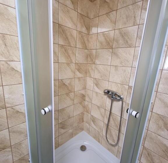 膳宿费 Studio Carolina