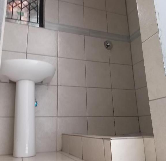 Pension Zihlalele 24hours Guest House