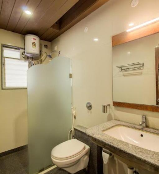 Prakruti Ayurvedic Health Resort,sarkhal