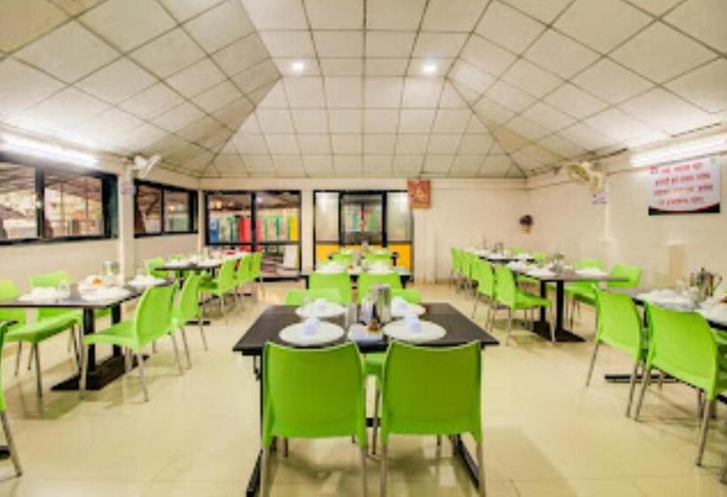 Prakruti Ayurvedic Health Resort,sarkhal