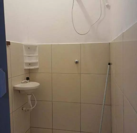 Retkeilymaja Pousada Point Da Nanda